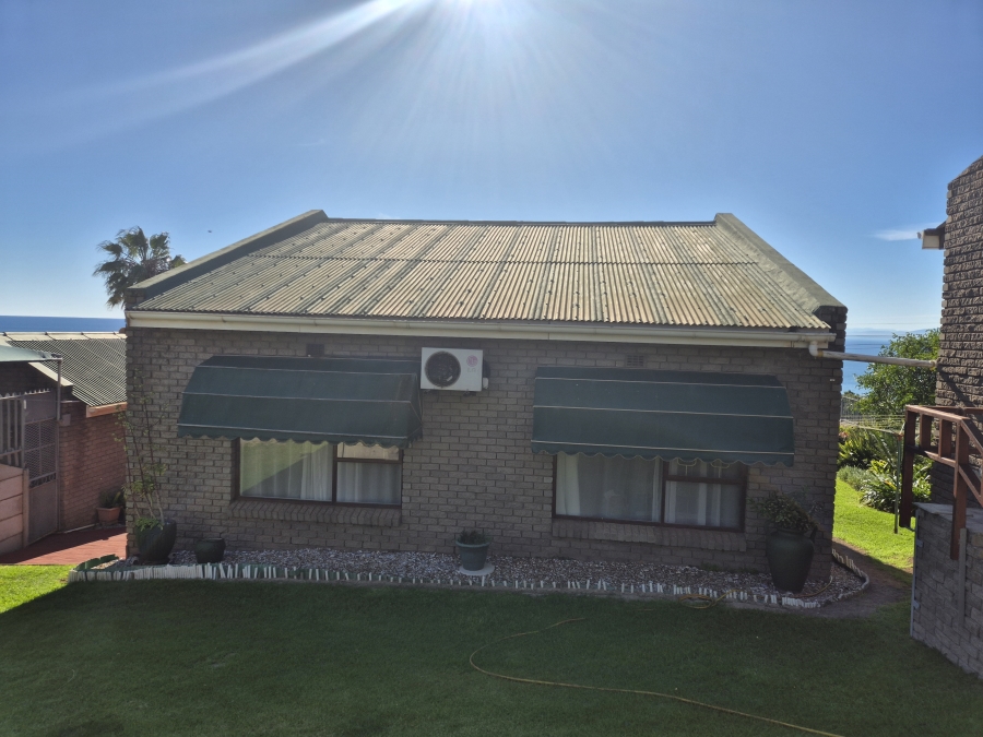 5 Bedroom Property for Sale in Kleinkoornhuis Western Cape